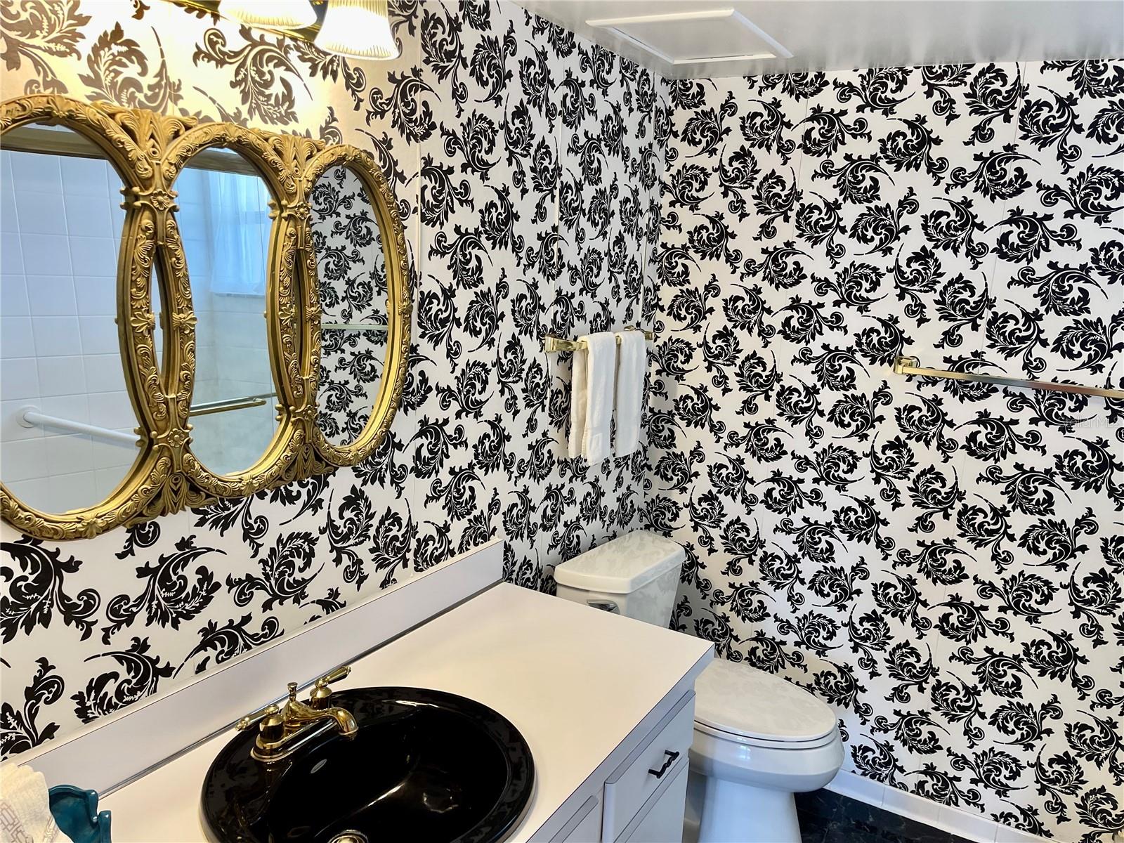 Image 17 of 45 For 700 Mirror Terrace Nw 603