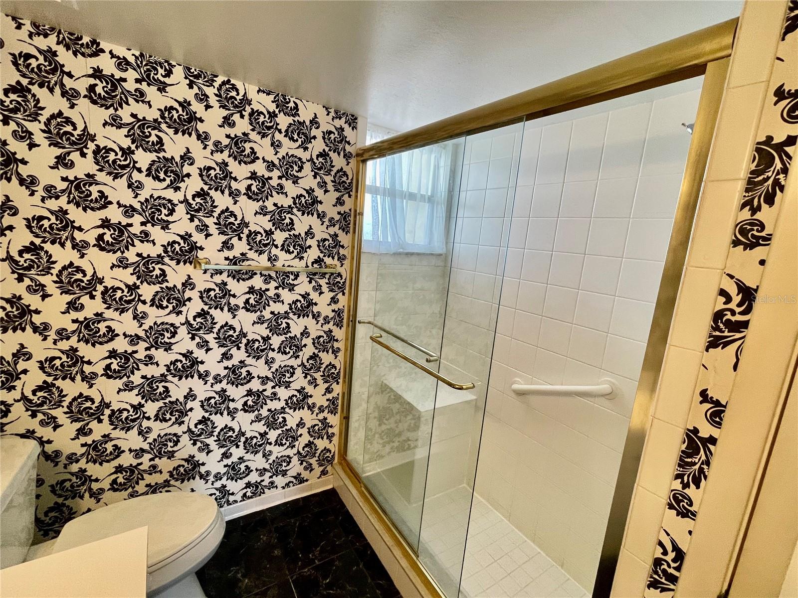 Image 18 of 45 For 700 Mirror Terrace Nw 603