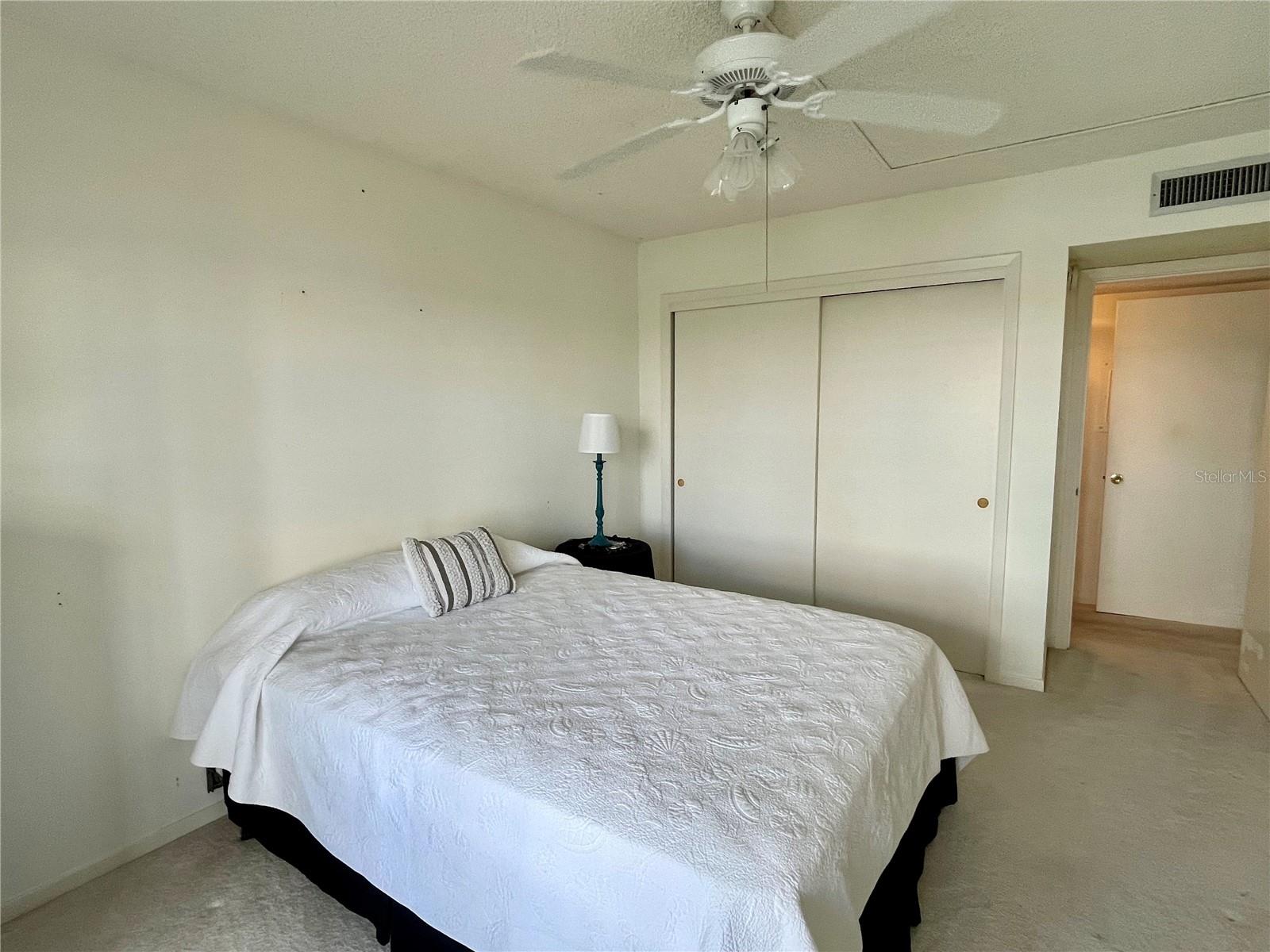 Image 21 of 45 For 700 Mirror Terrace Nw 603