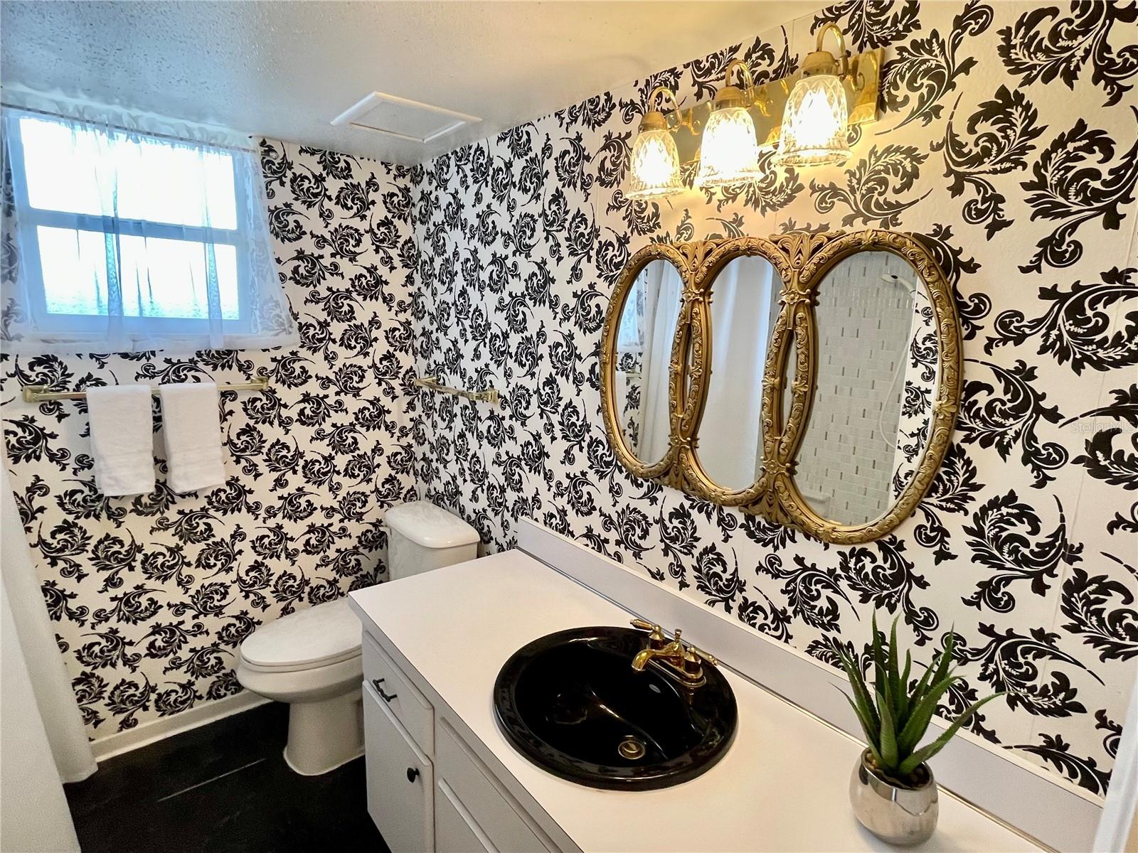 Image 22 of 45 For 700 Mirror Terrace Nw 603