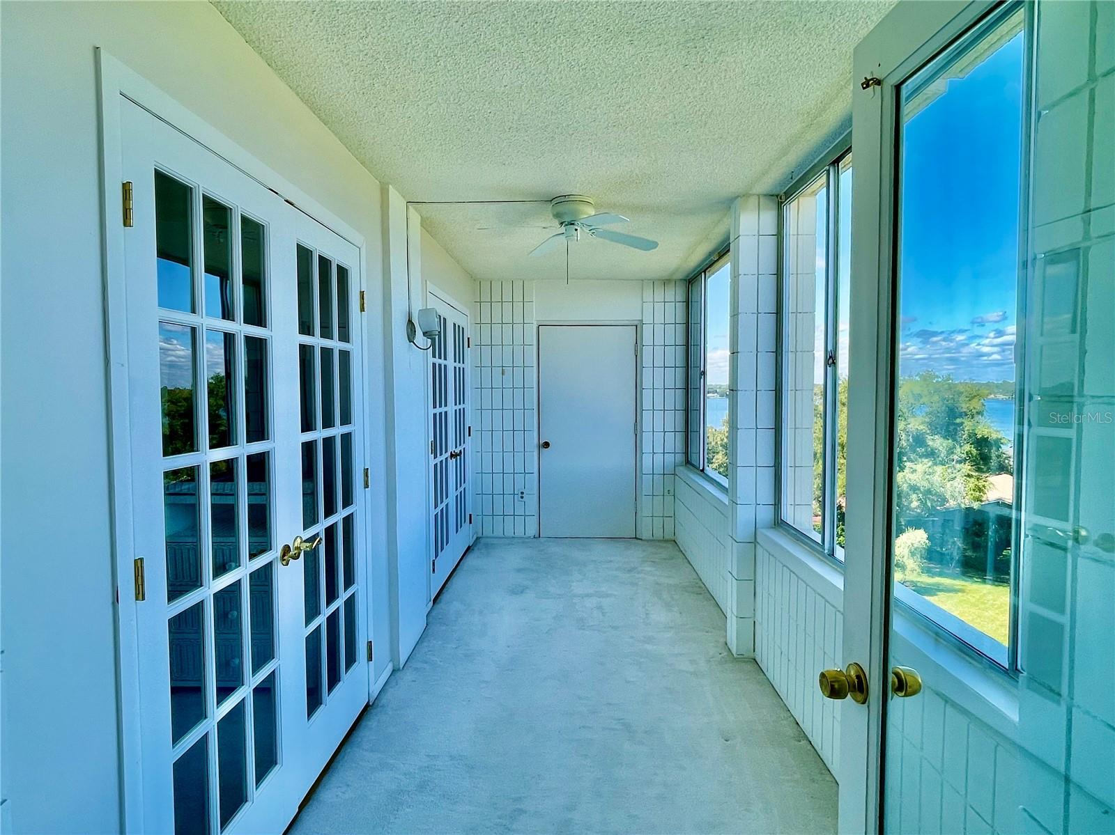 Image 26 of 45 For 700 Mirror Terrace Nw 603