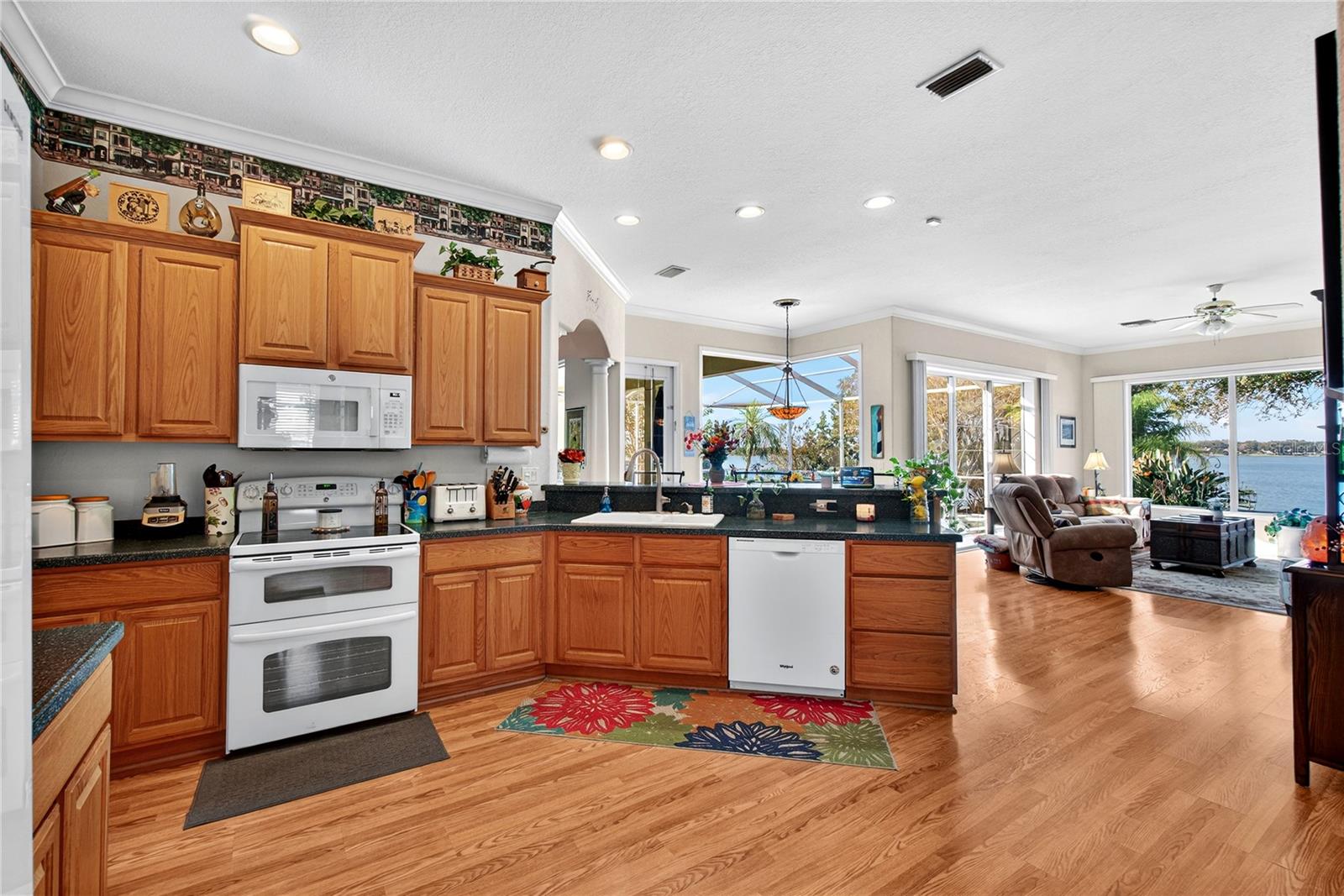 Image 13 of 59 For 238 Ruby Lake Lane