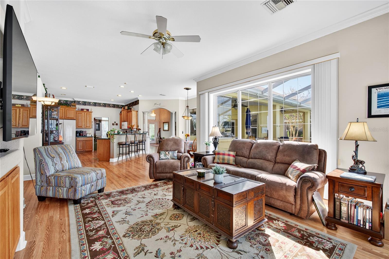 Image 19 of 59 For 238 Ruby Lake Lane