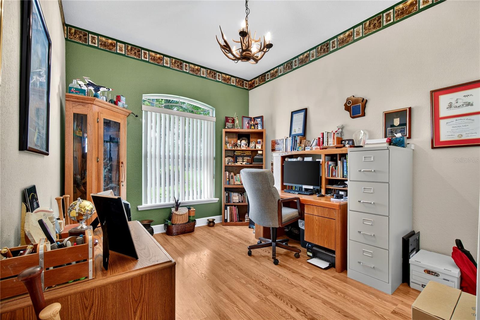 Image 34 of 59 For 238 Ruby Lake Lane