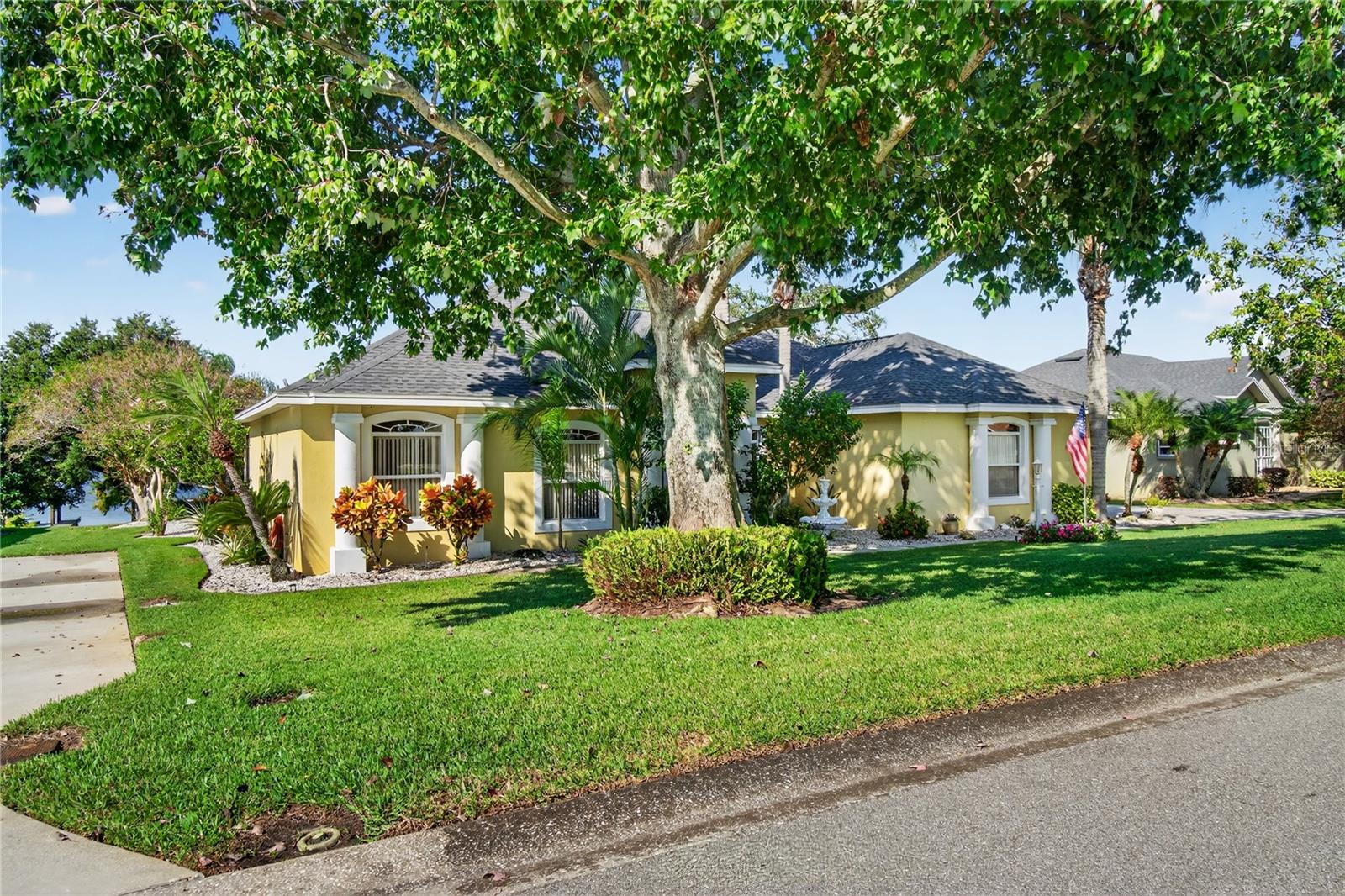 Image 53 of 59 For 238 Ruby Lake Lane