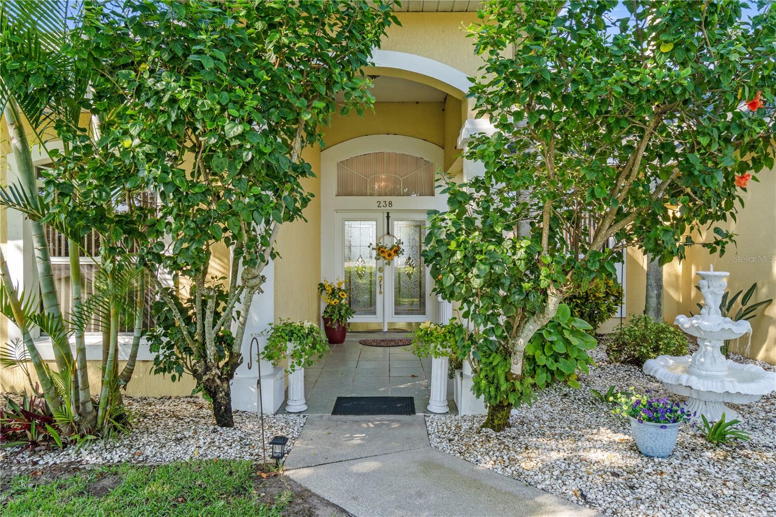 Image 6 of 59 For 238 Ruby Lake Lane