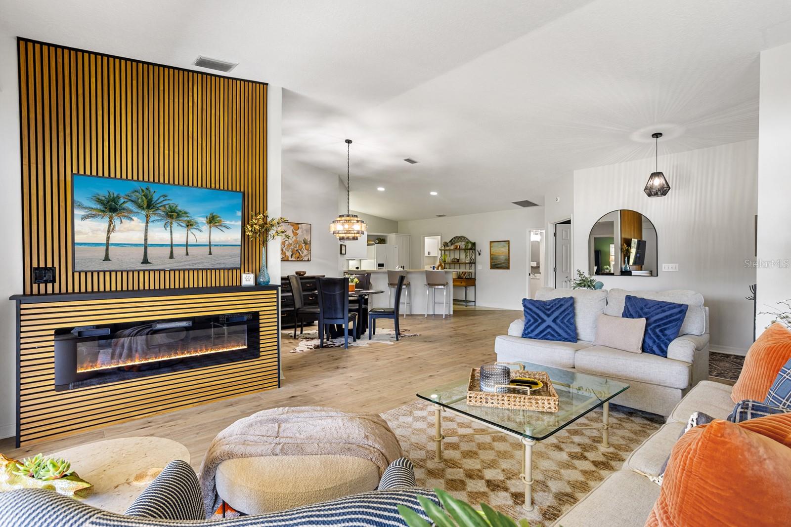 Image 11 of 49 For 138 Stratford Court