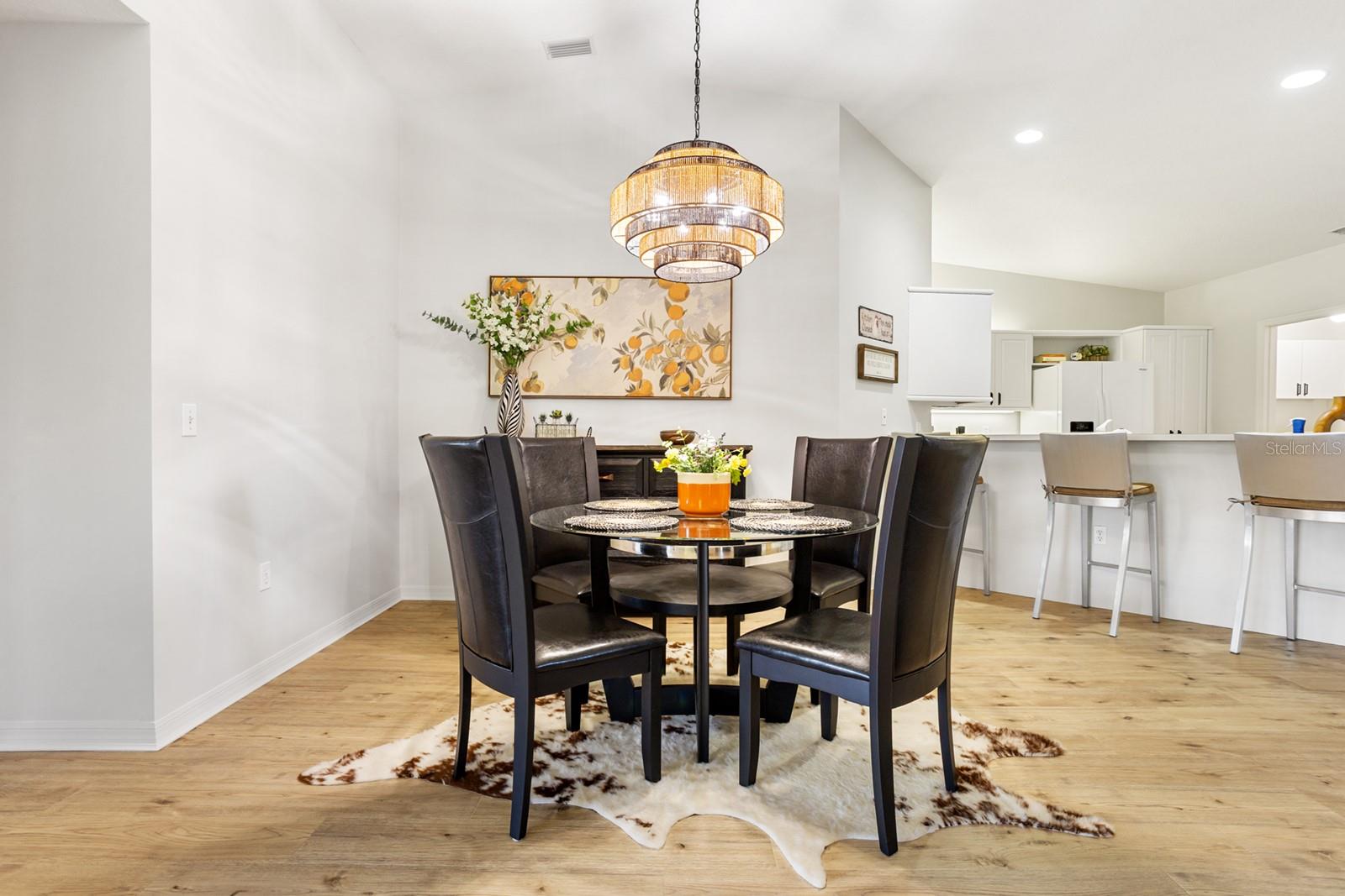 Image 13 of 49 For 138 Stratford Court