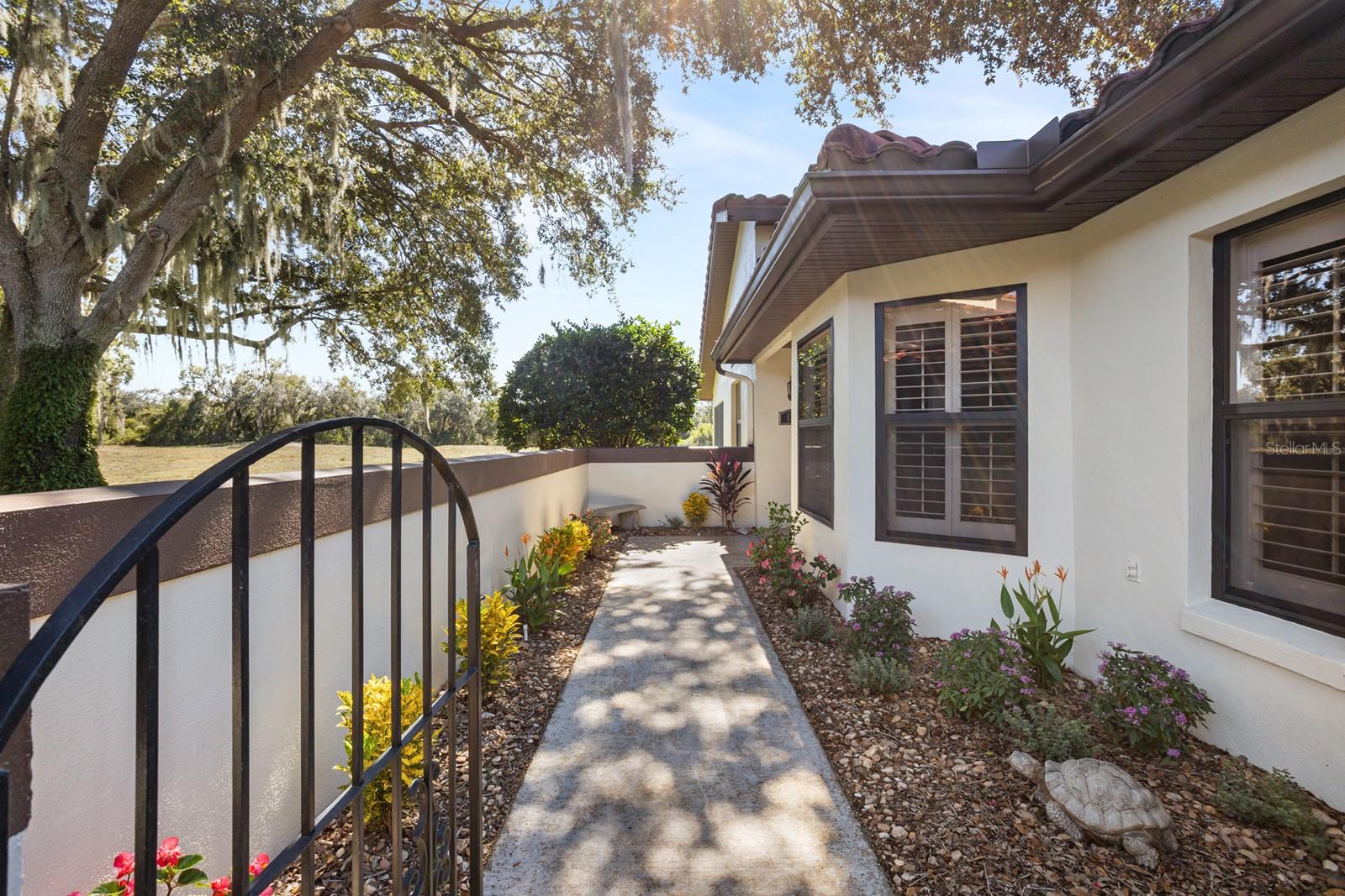 Image 4 of 49 For 138 Stratford Court