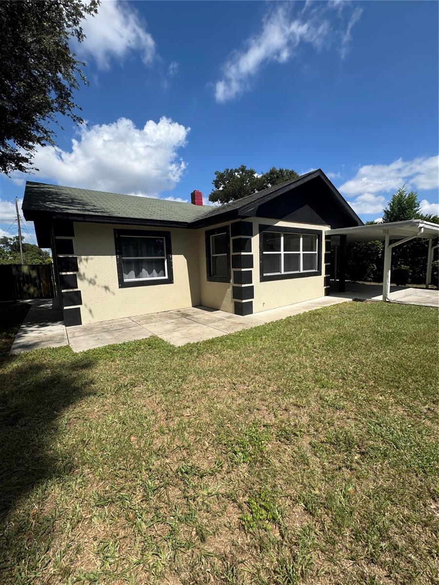 Image 3 of 25 For 207 Rose Street