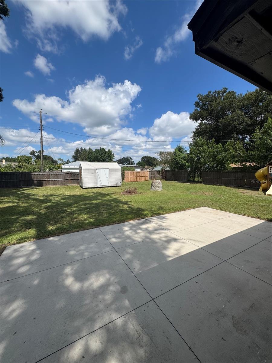 Image 5 of 25 For 207 Rose Street