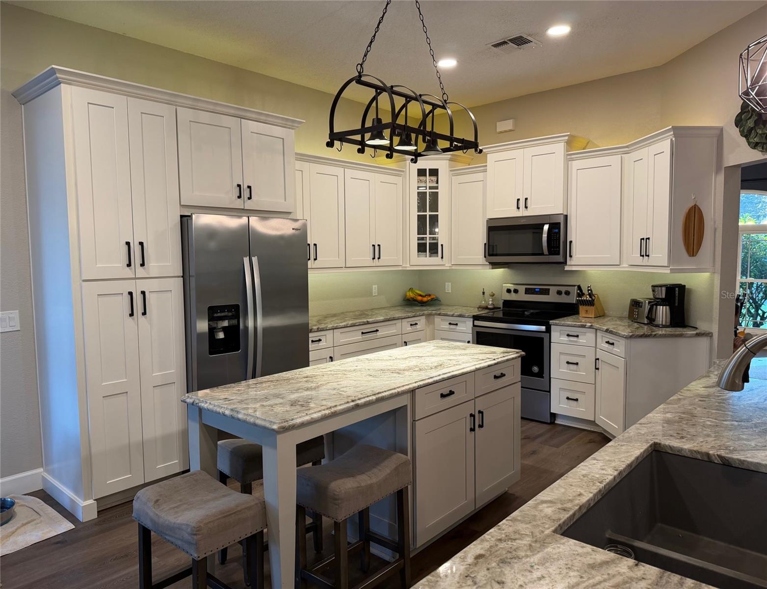 Image 8 of 21 For 3202 Summerland Hills Court