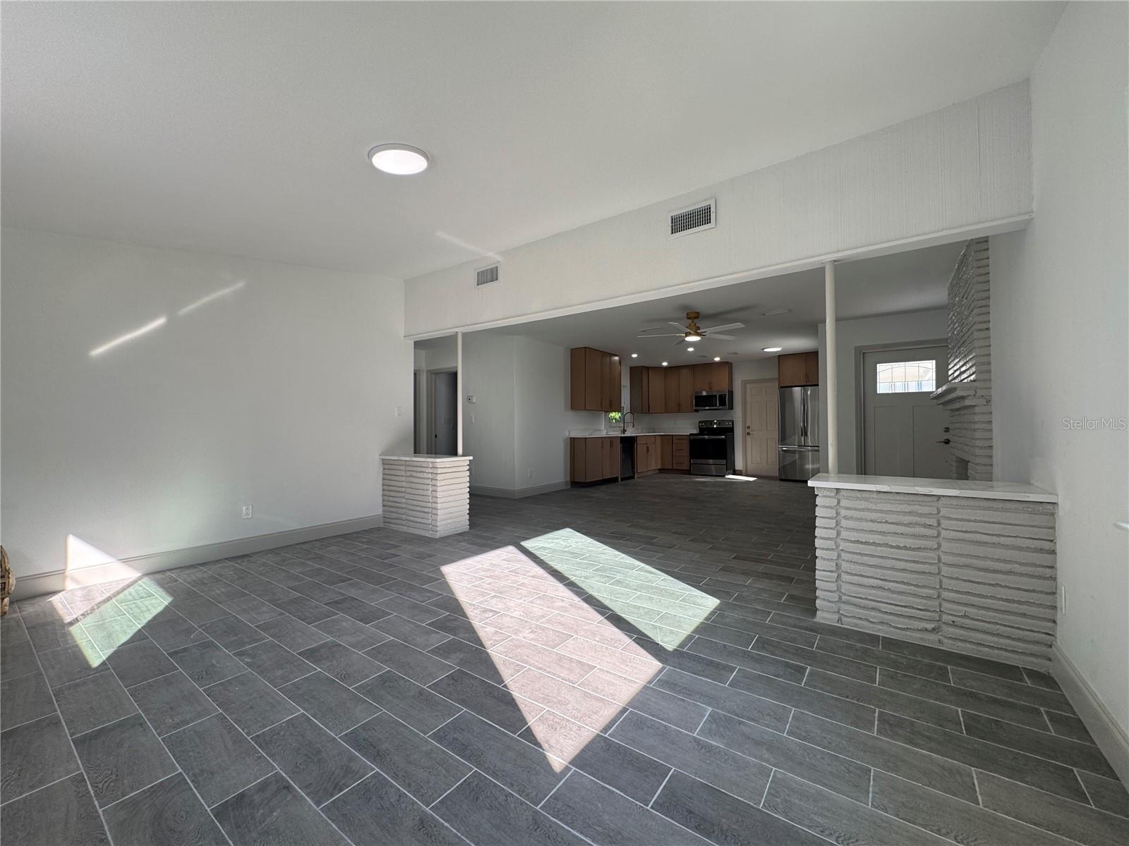 Image 29 of 32 For 2221 20th Street Nw