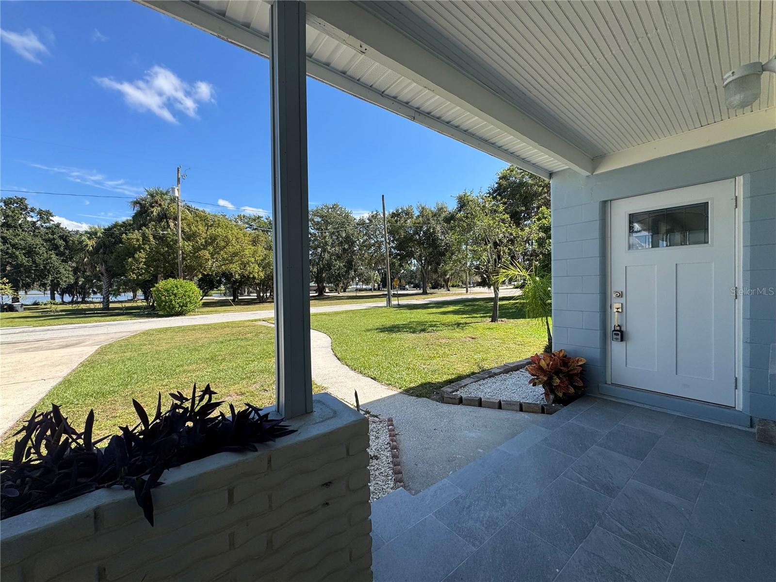 Image 7 of 32 For 2221 20th Street Nw