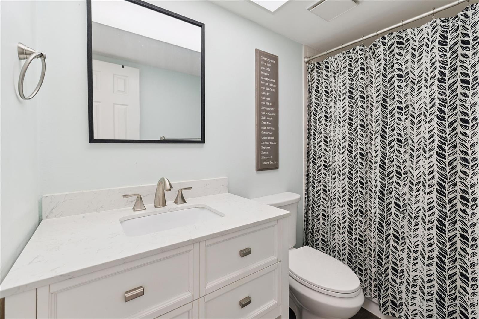 Image 16 of 30 For 224 La Casa 224