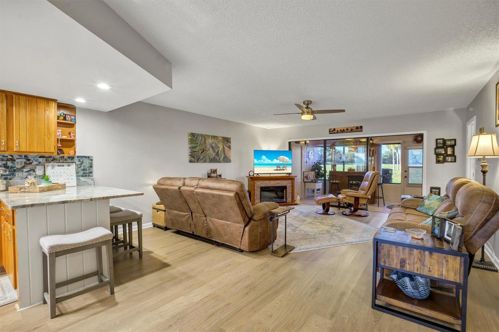 Image 10 of 80 For 10104 Village Drive 4