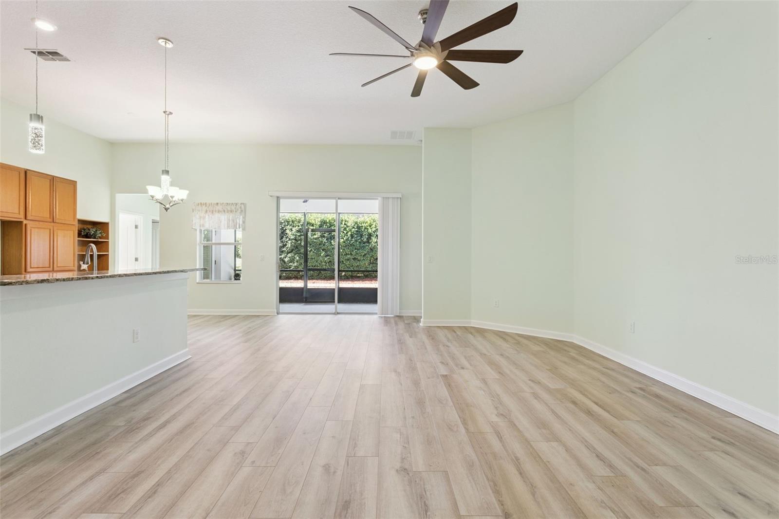 Image 7 of 53 For 3686 Plymouth Drive