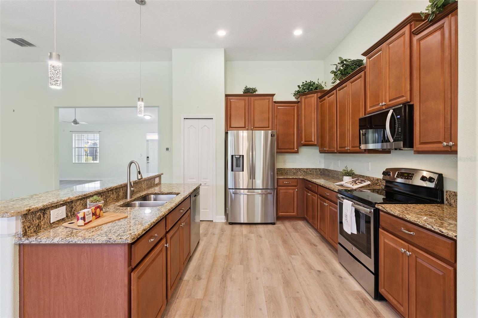 Image 8 of 53 For 3686 Plymouth Drive