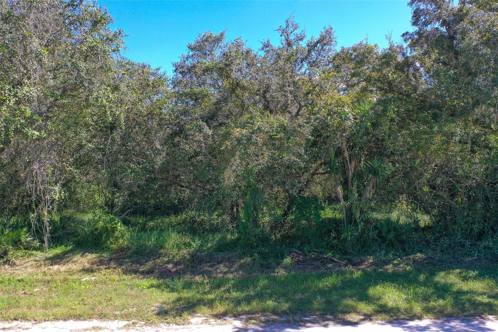 Image 10 of 11 For 1752 Croton Road