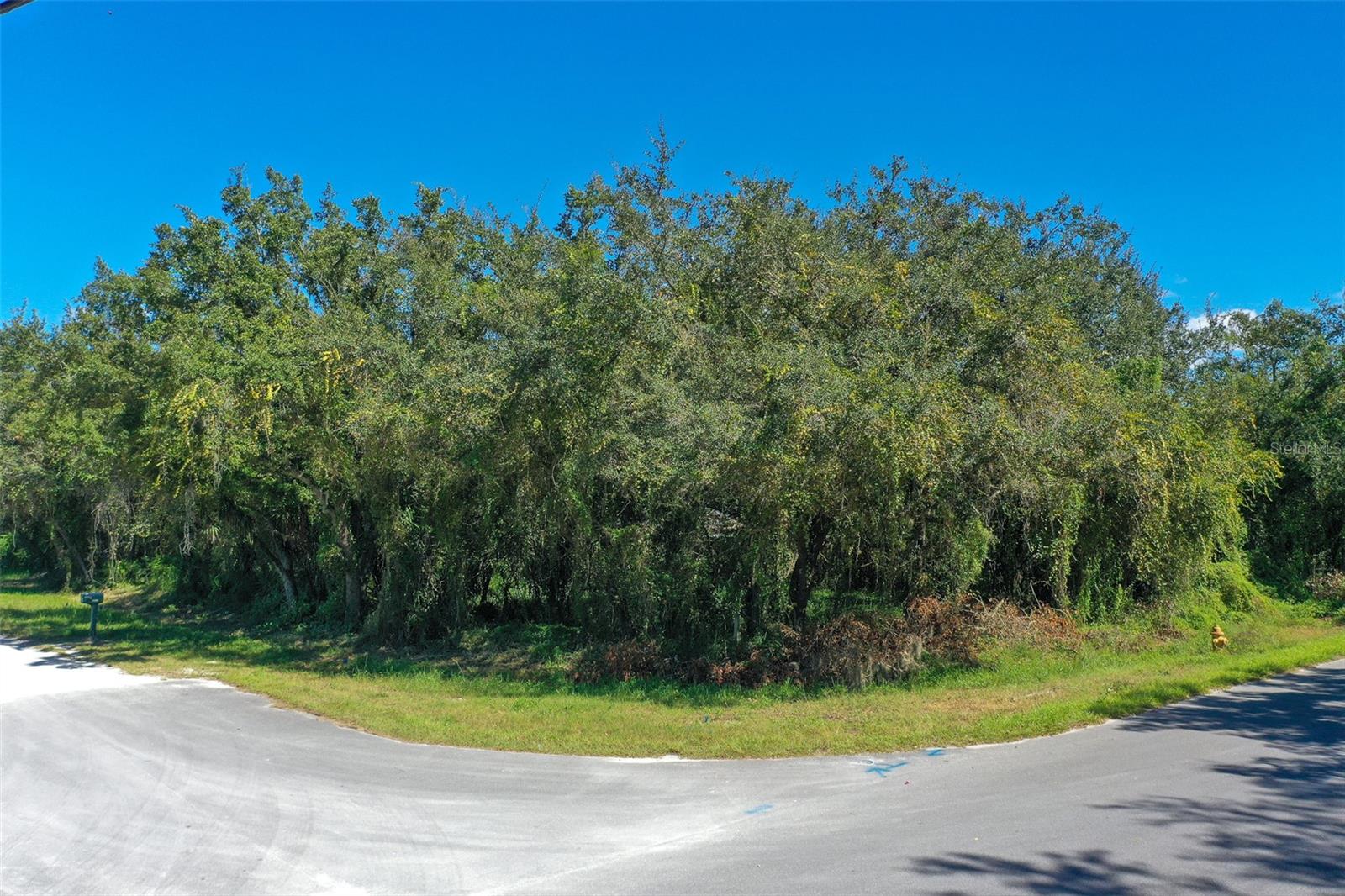 Image 8 of 11 For 1752 Croton Road