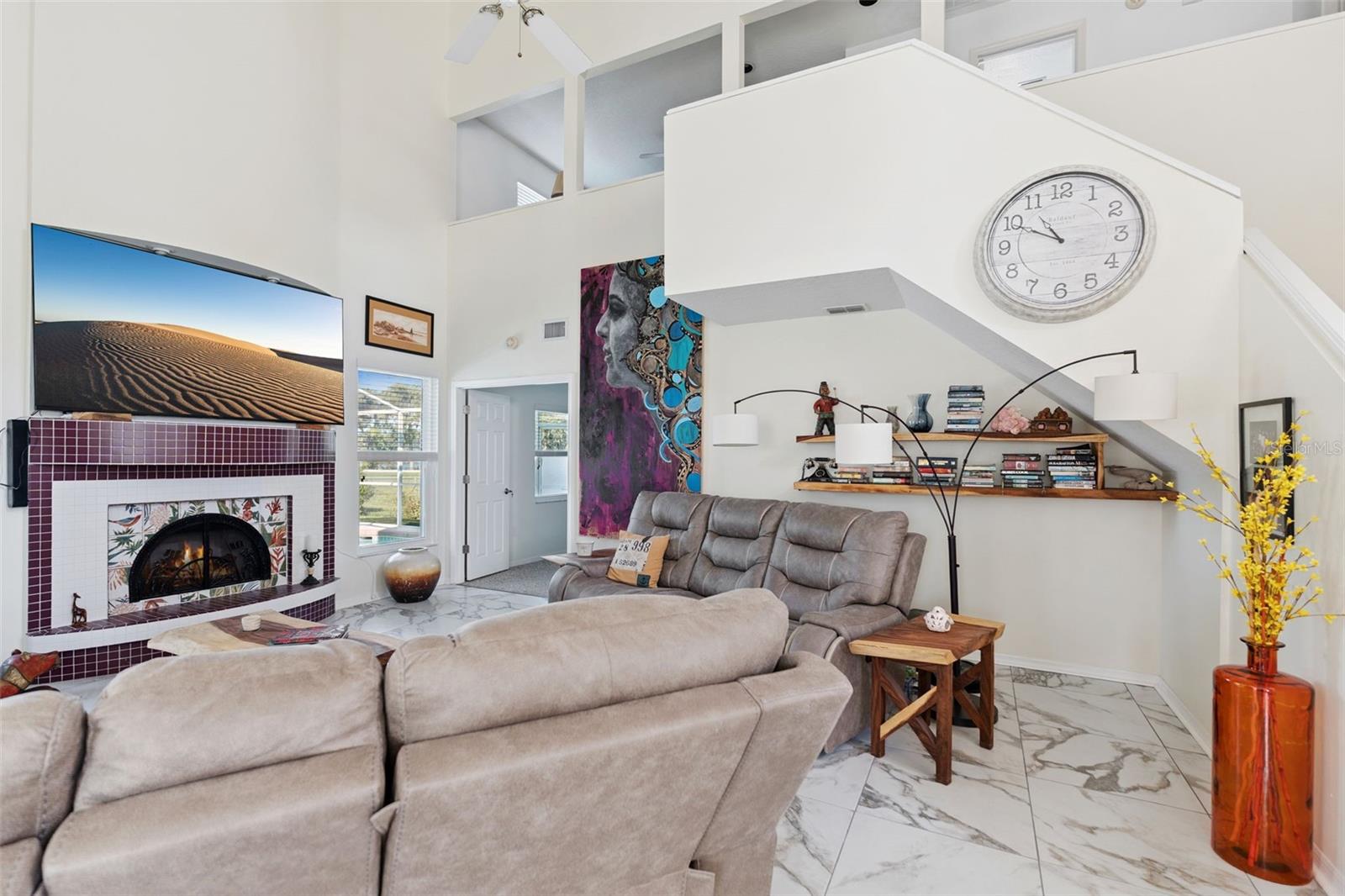 Image 21 of 36 For 502 Little Lake Court