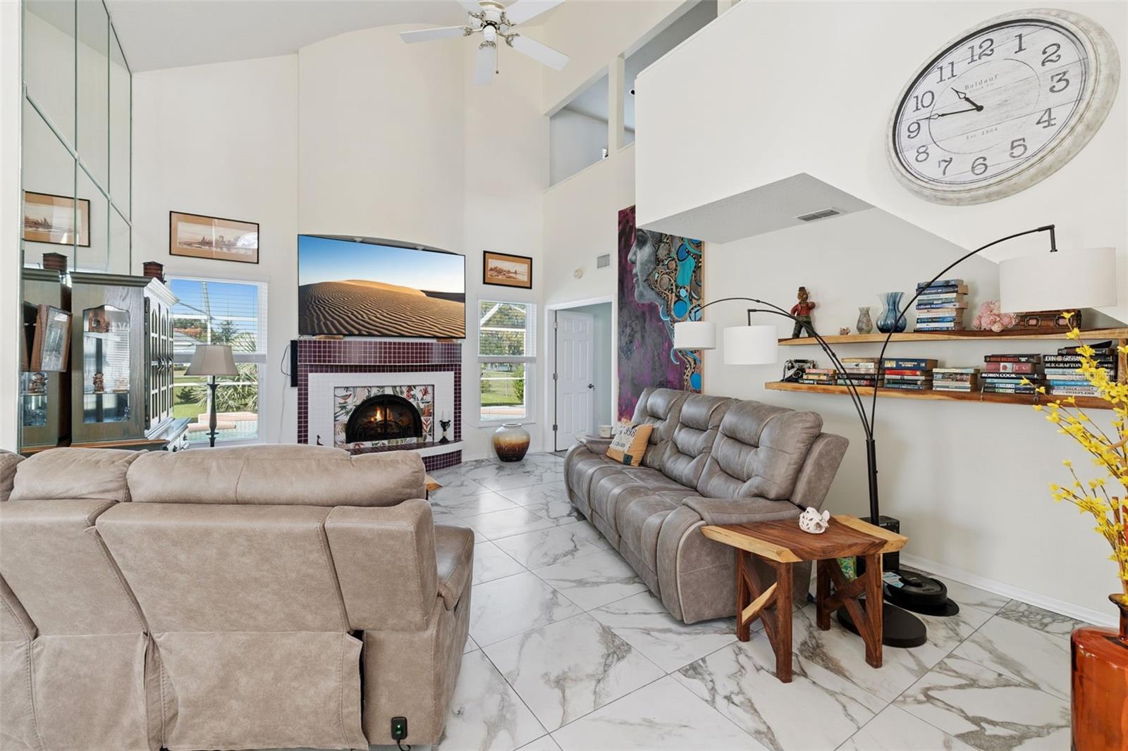 Image 22 of 36 For 502 Little Lake Court