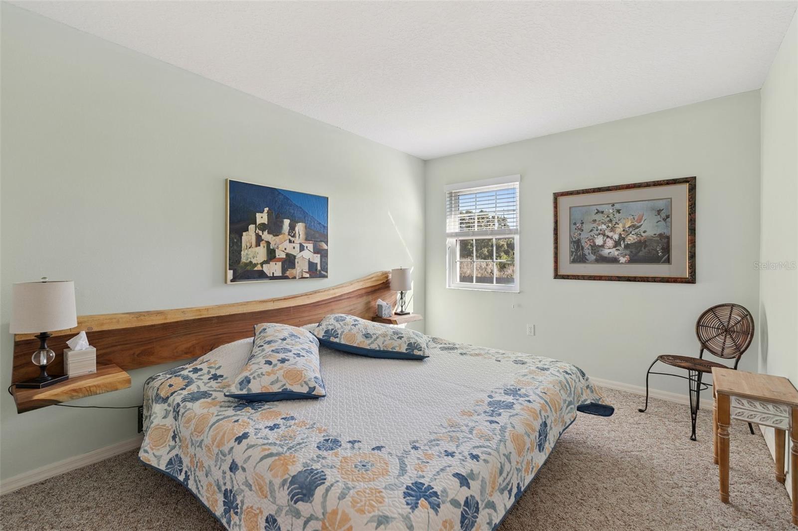 Image 29 of 36 For 502 Little Lake Court