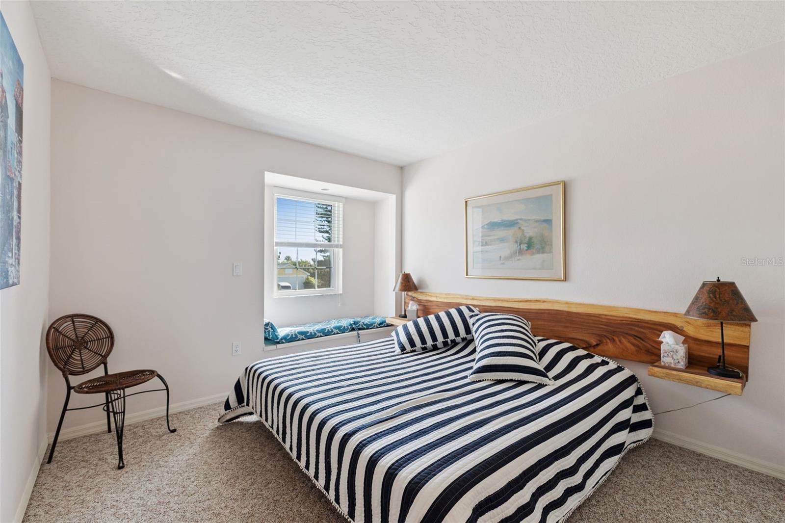 Image 30 of 36 For 502 Little Lake Court