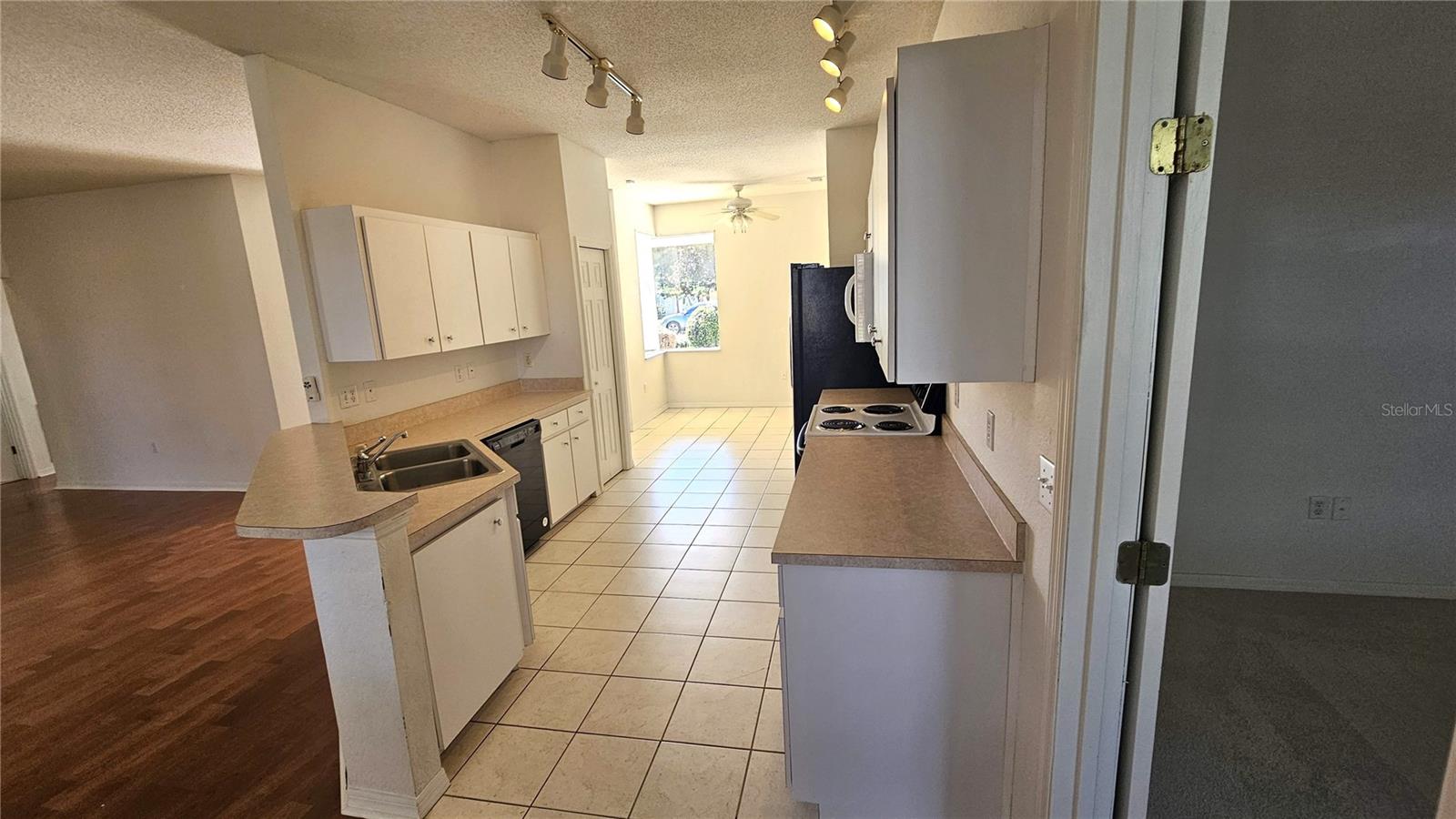 Image 9 of 25 For 307 Ruby Lake Loop