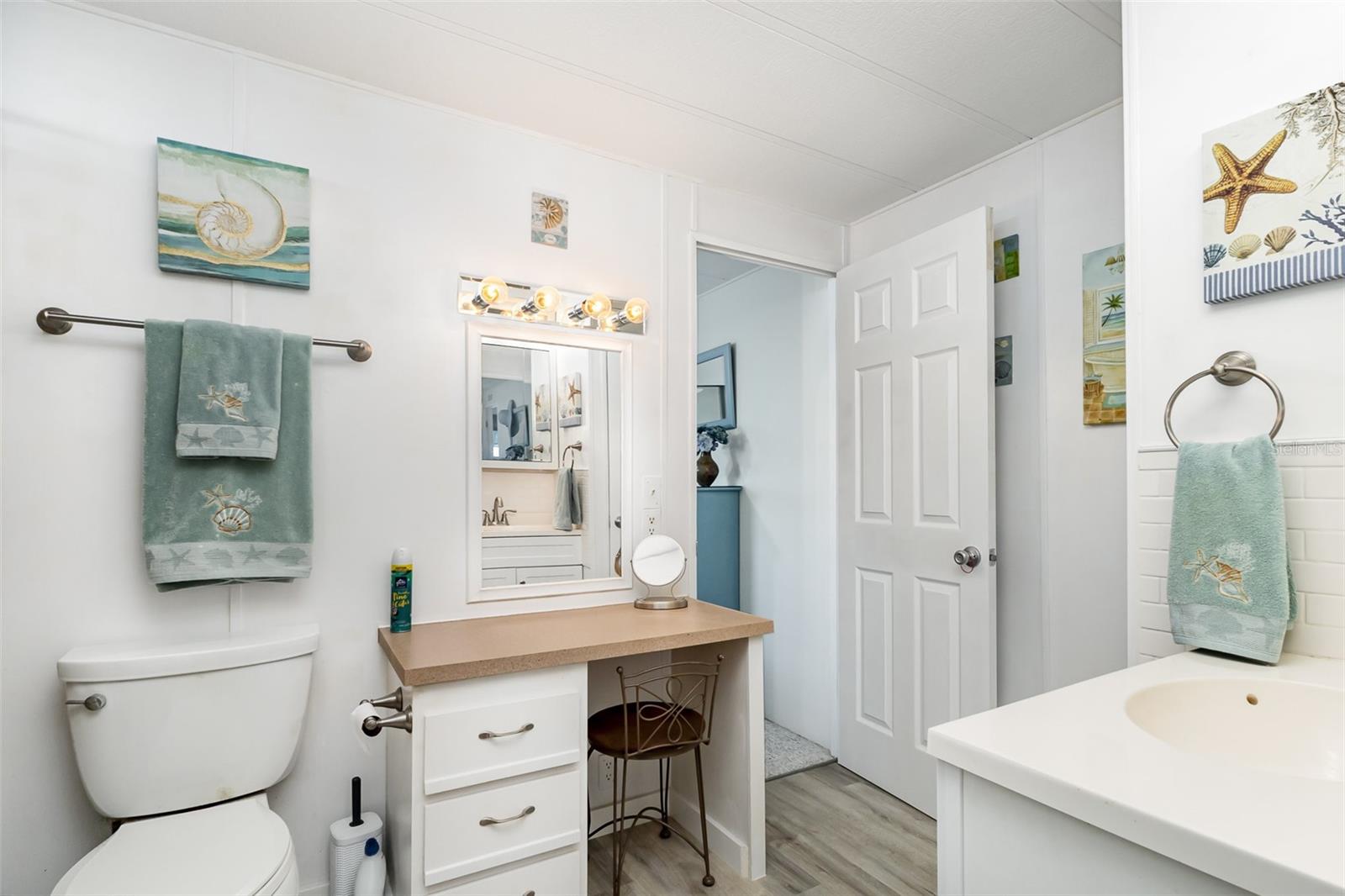 Image 16 of 43 For 4448 Limewood Street