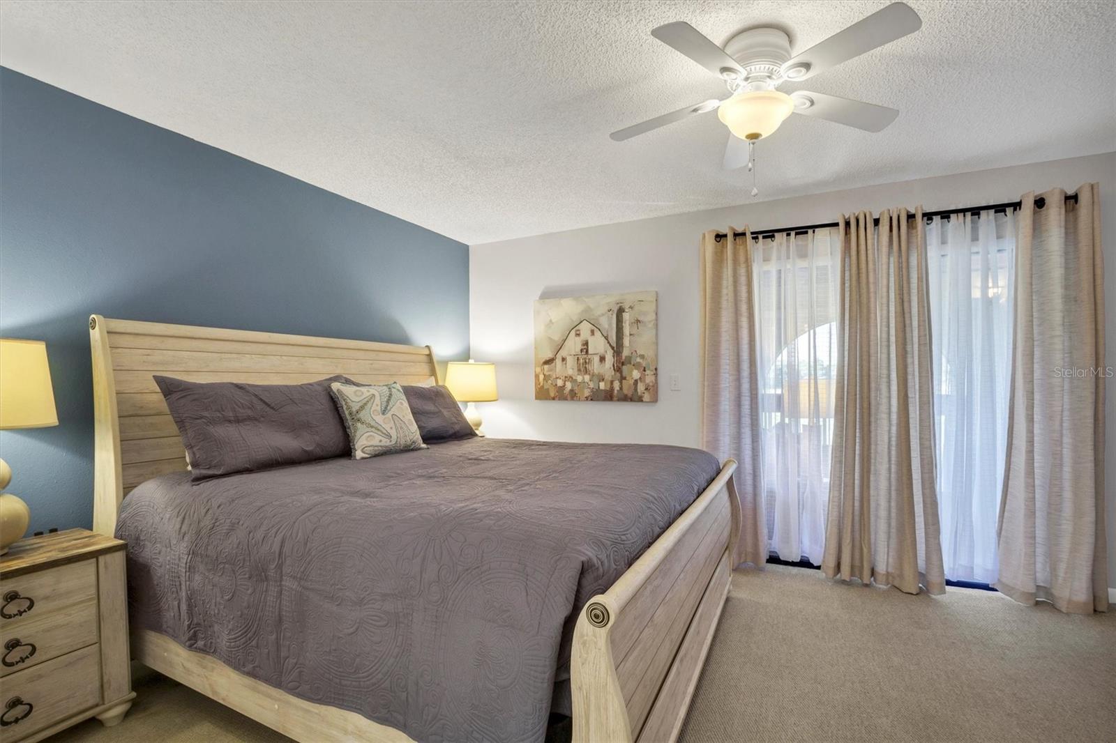 Image 22 of 65 For 10203 Village Drive 23