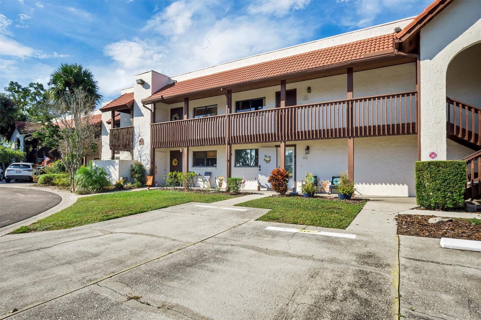 Image 36 of 65 For 10203 Village Drive 23