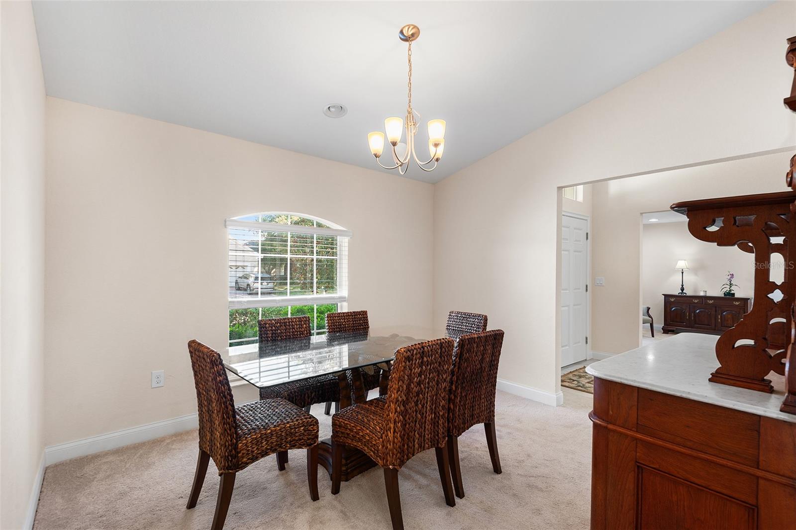 Image 16 of 47 For 140 Lake Arietta Court