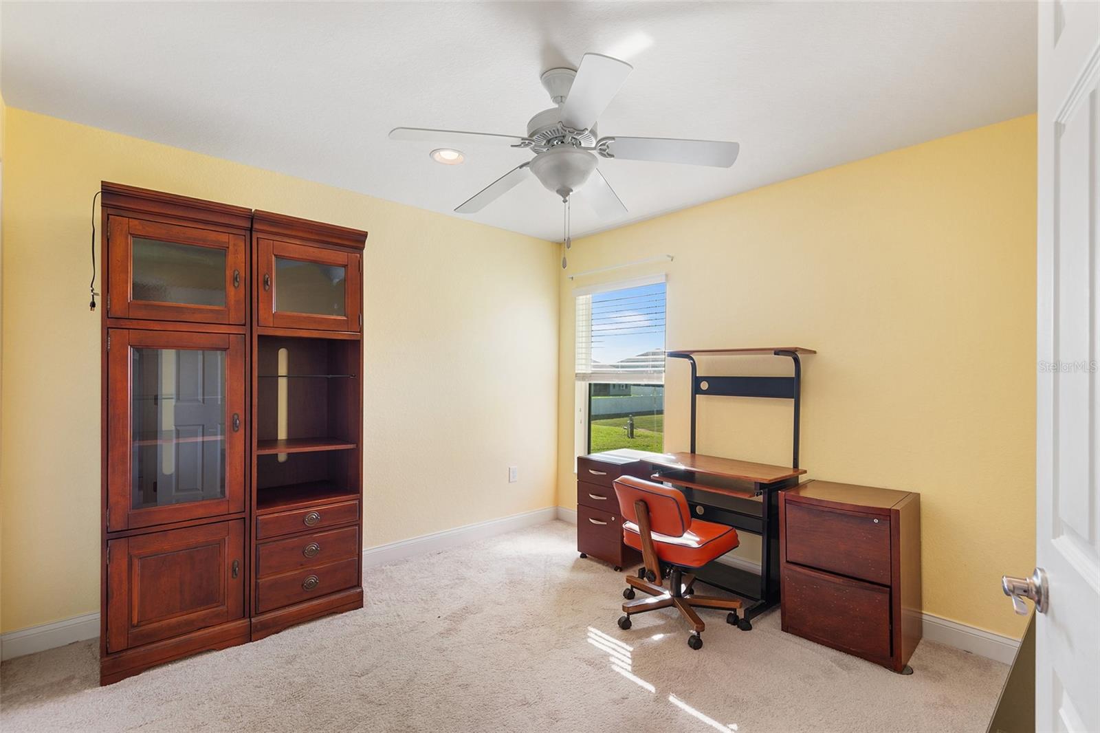 Image 36 of 47 For 140 Lake Arietta Court