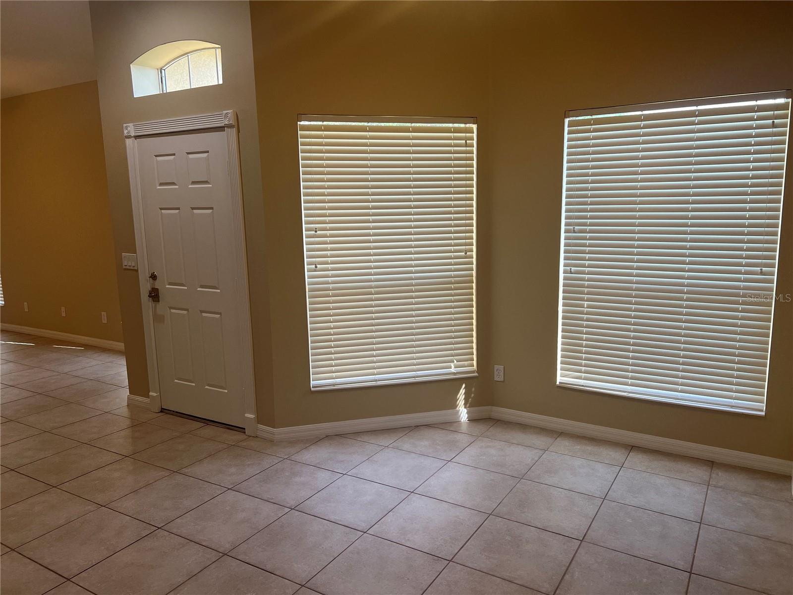 Image 4 of 11 For 2673 Rutledge Court