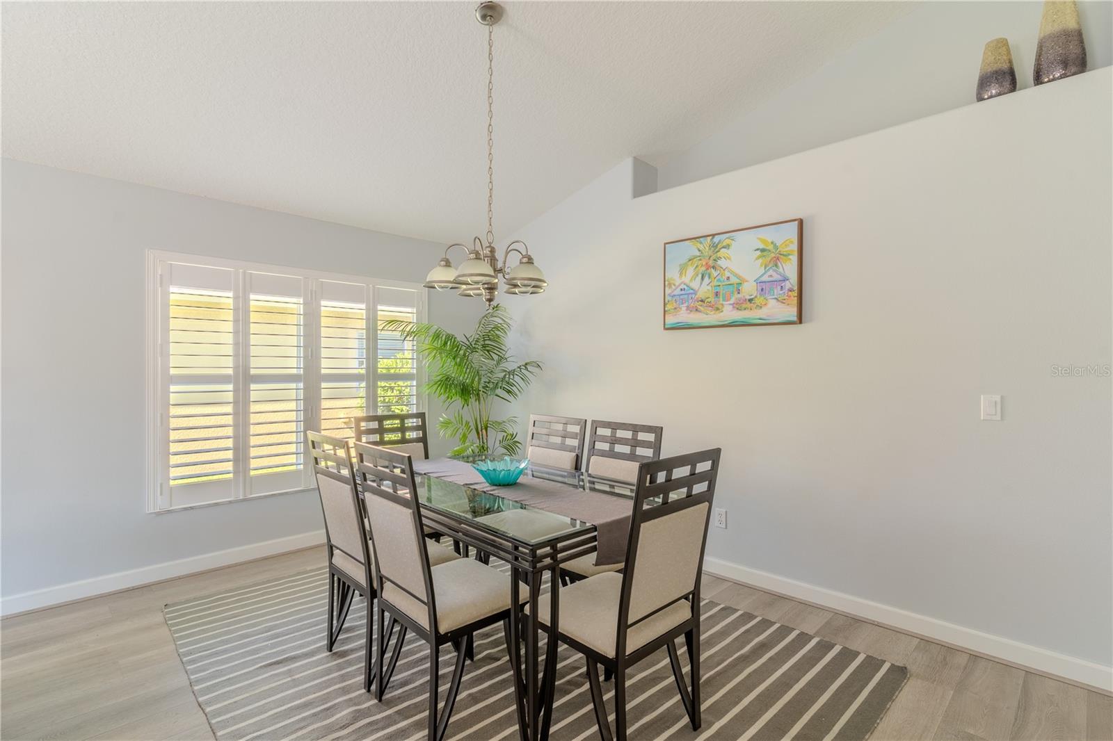 Image 3 of 32 For 141 Old Bridge Circle