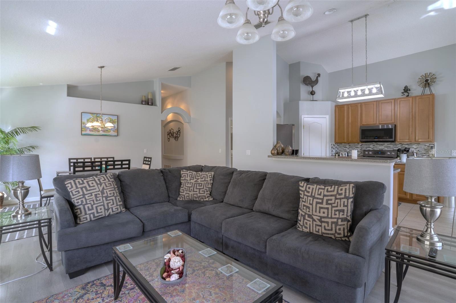 Image 4 of 32 For 141 Old Bridge Circle