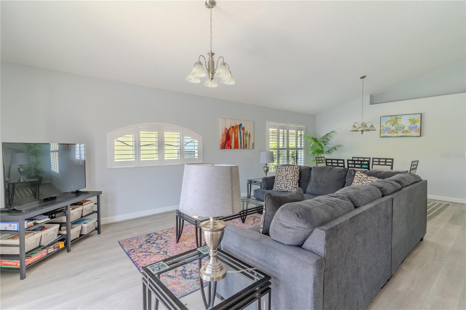 Image 6 of 32 For 141 Old Bridge Circle