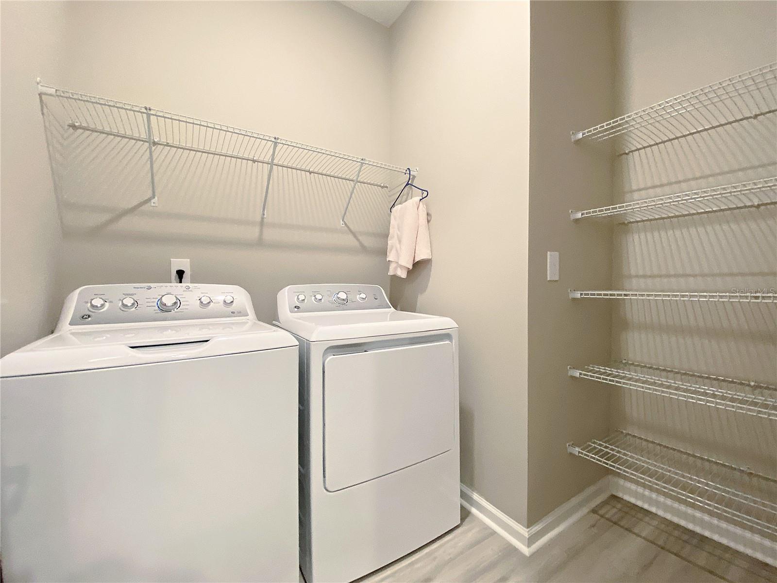 Image 17 of 19 For 706 Benz Street