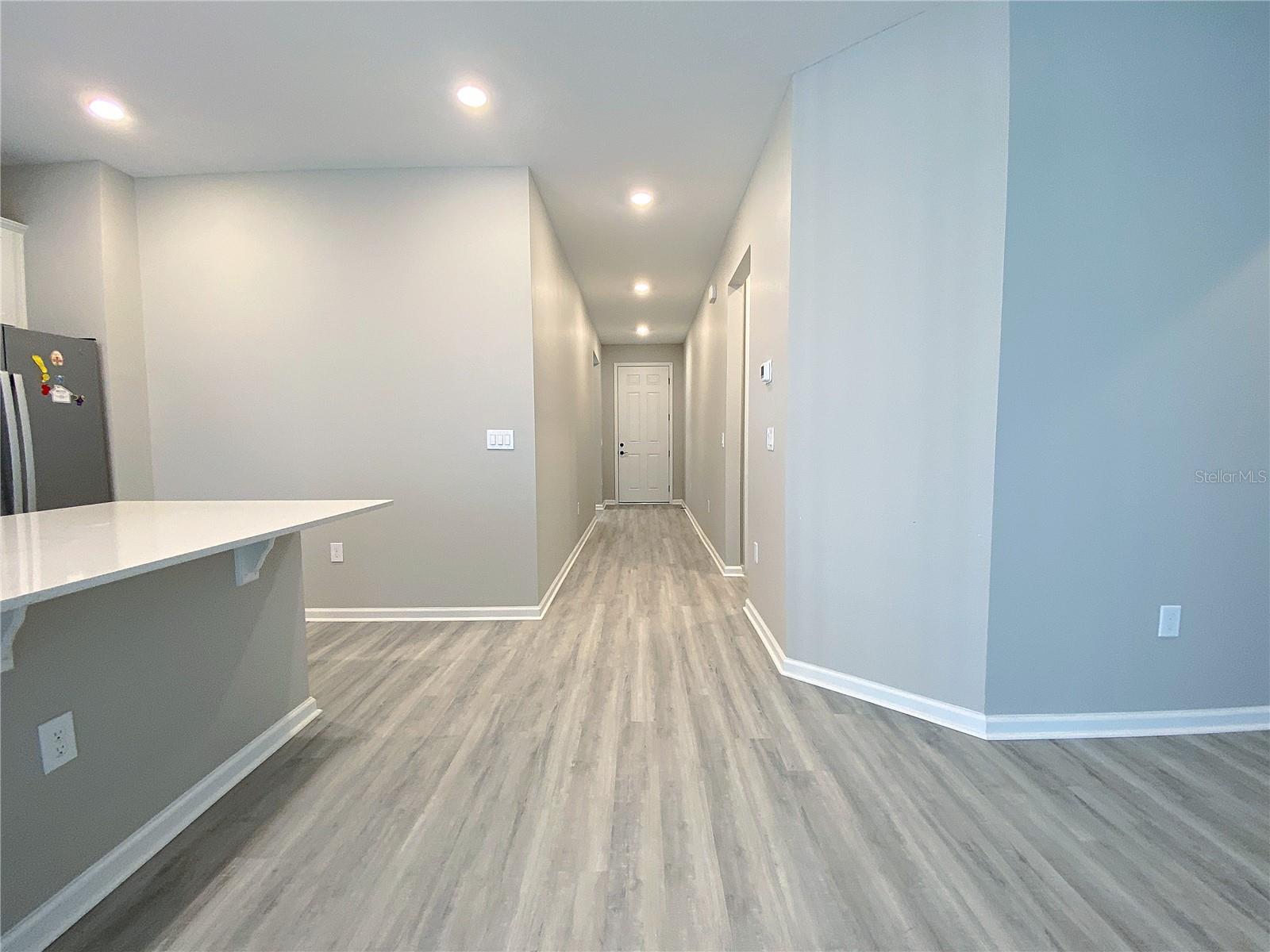 Image 3 of 19 For 706 Benz Street