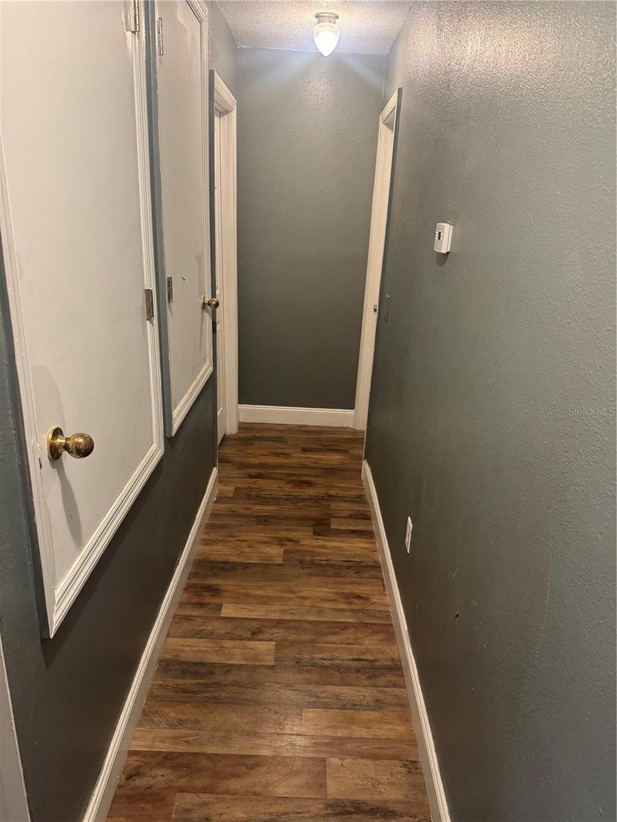 Image 12 of 17 For 1001 Ronlin Street