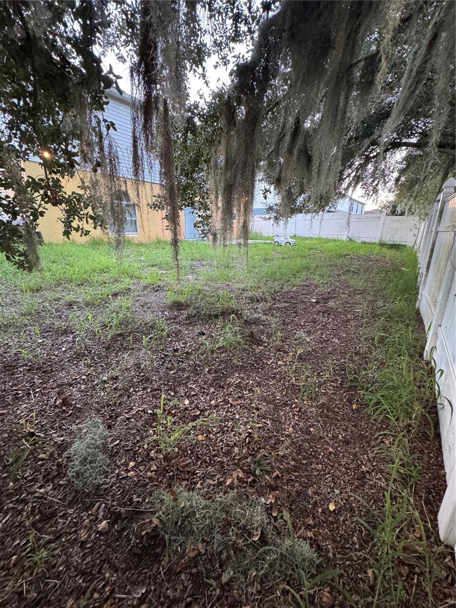 Image 17 of 17 For 1001 Ronlin Street