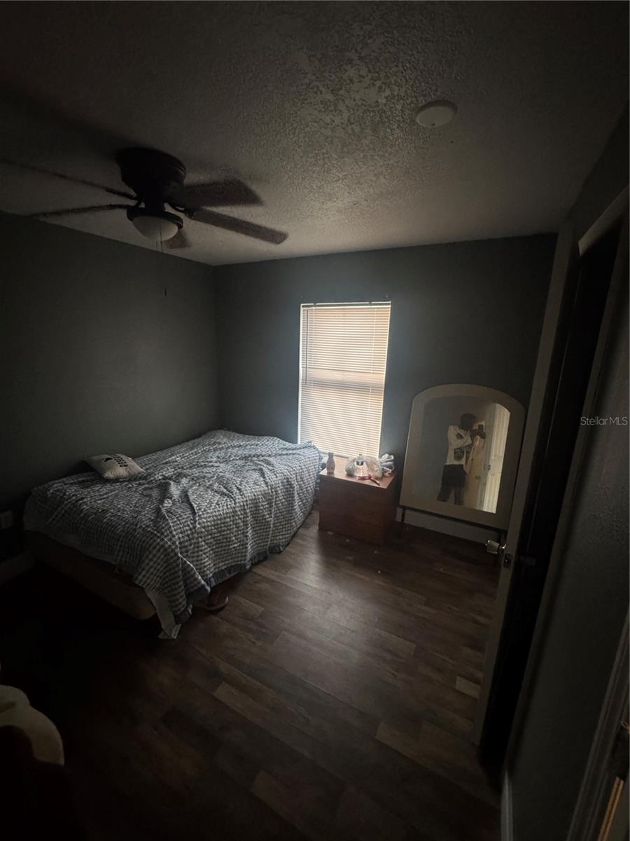 Image 7 of 17 For 1001 Ronlin Street