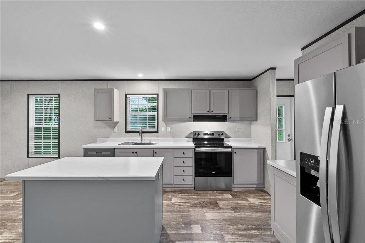 Image 12 of 38 For 17502 Eve Drive