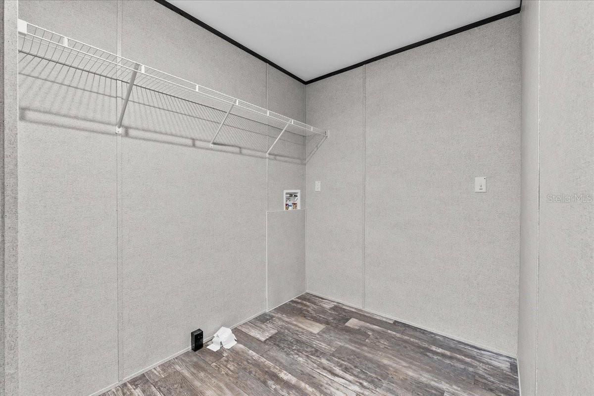 Image 24 of 38 For 17502 Eve Drive