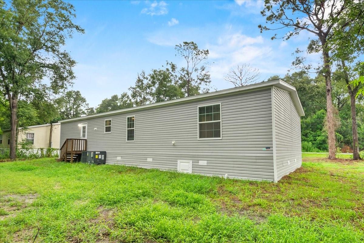 Image 36 of 38 For 17502 Eve Drive