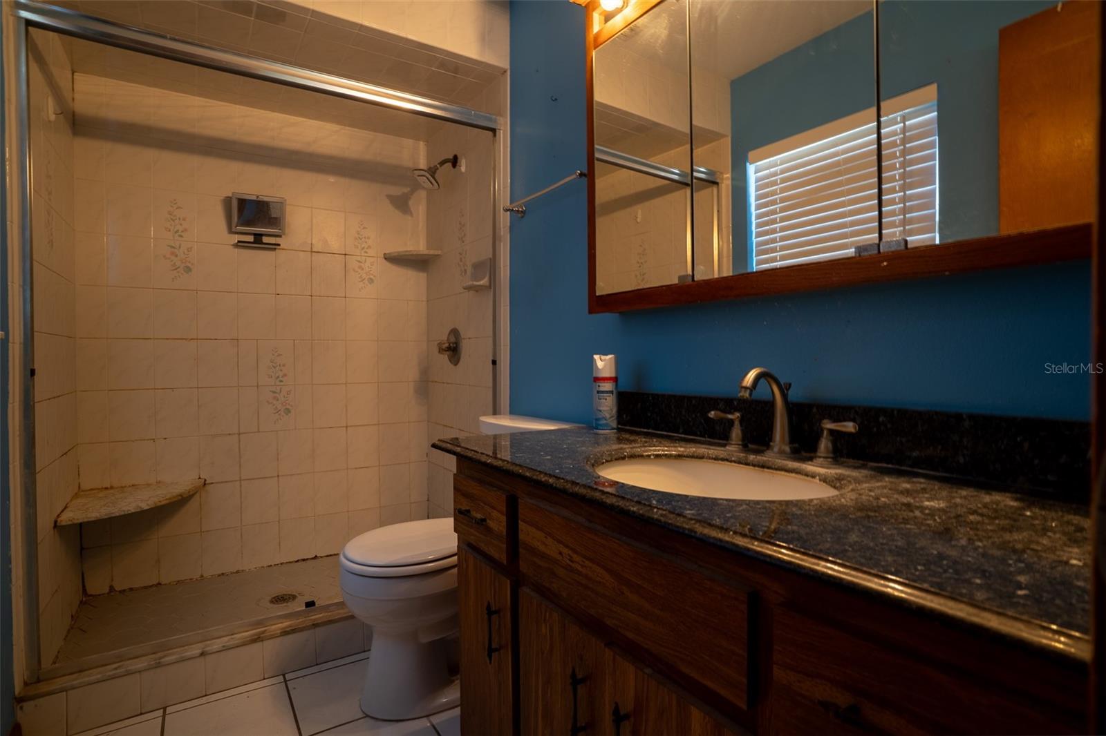 Image 18 of 24 For 4006 Hollyhead Circle S