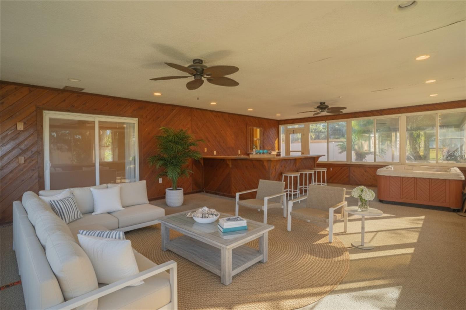 Image 7 of 24 For 4006 Hollyhead Circle S