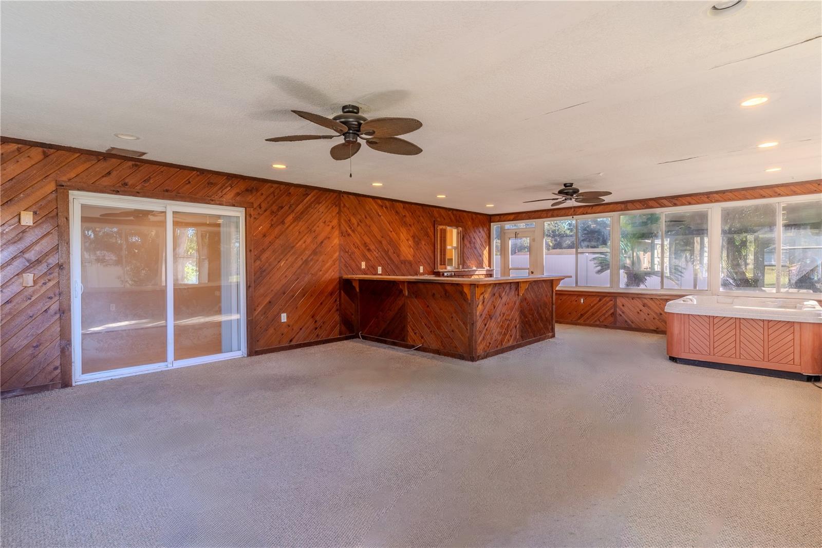 Image 8 of 24 For 4006 Hollyhead Circle S