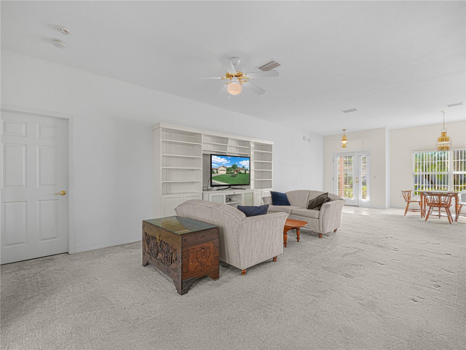 Image 6 of 64 For 4028 Birkdale Drive